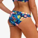 025696.webp