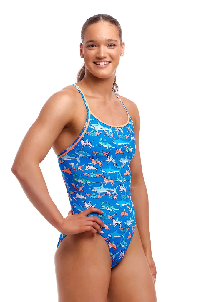 FKS033L_FIN_SWIMMING_21.webp