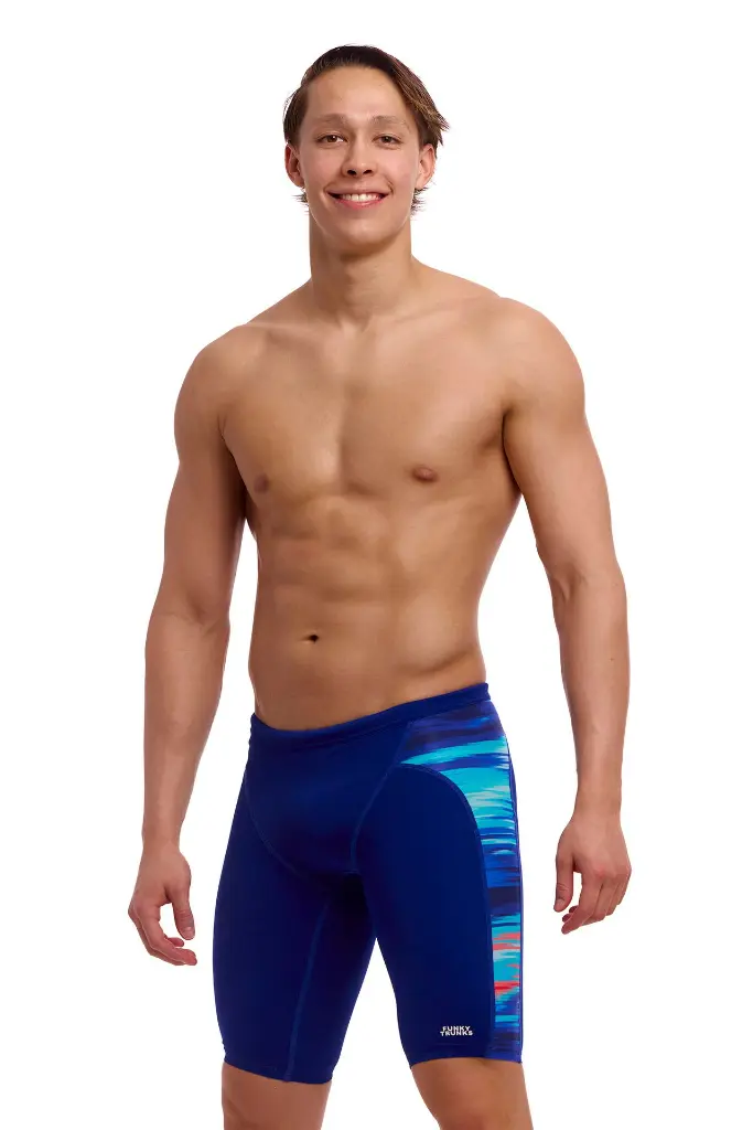 FTS003M_STORM_AT_SEA_01.webp