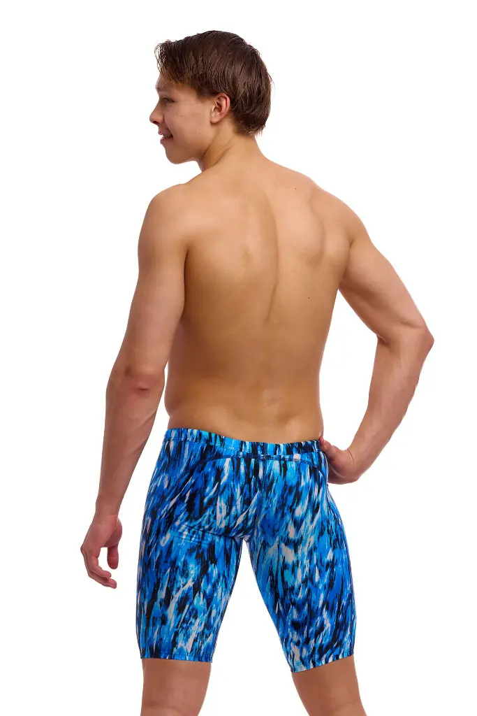 FTS003M_WING_STREAK_06.webp