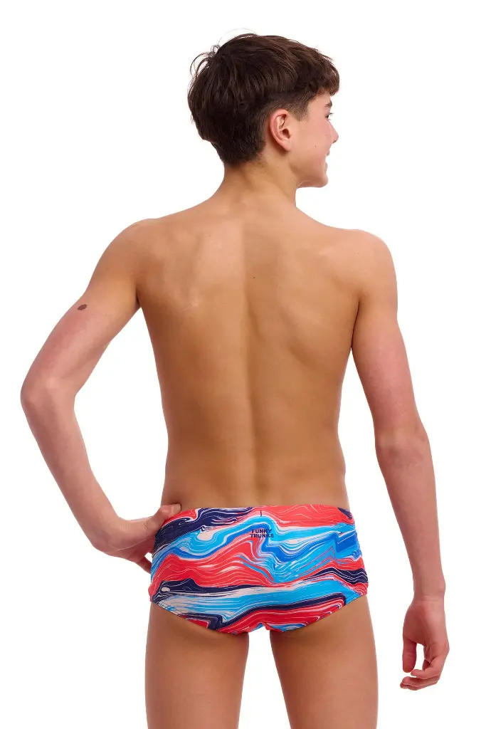 FTS015B_WAVE_CRAZE_03.webp