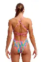 FKS034L_SWIRLY_STRAWS_02.webp