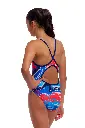 FKS033G_WAVE_CRAZE_07.webp