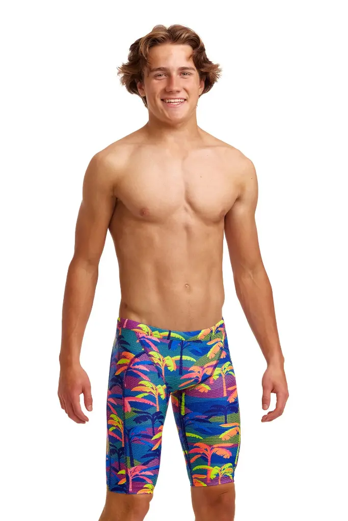 FTS003B_PALM_A_LOT_03.webp