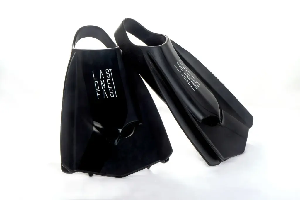 LastOneFast - Training Fins - Up Beat